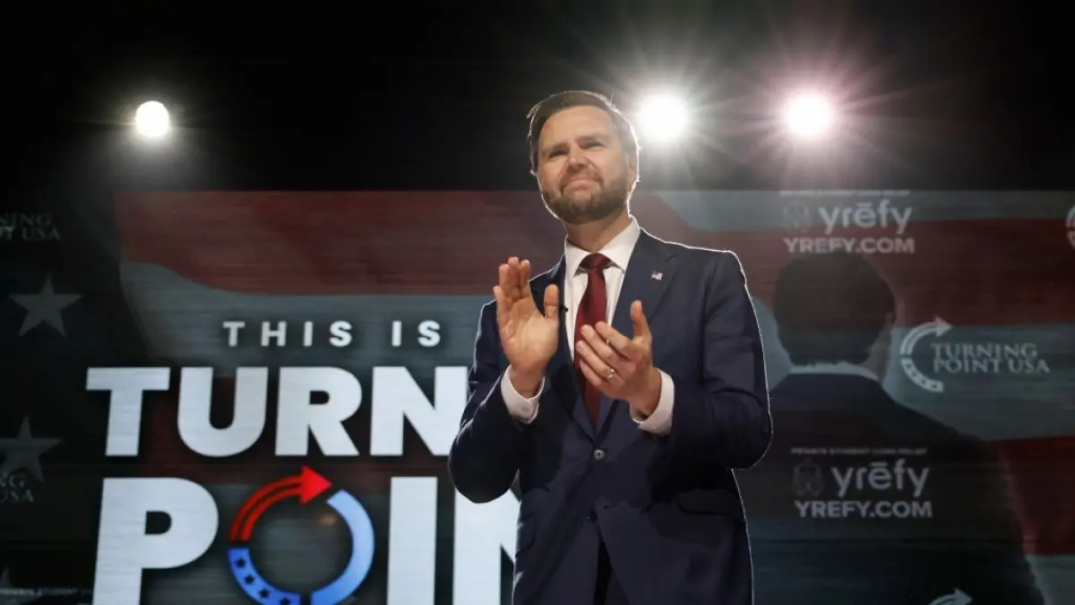 J.D. Vance: Vizepräsident applaudiert Trump - dann hagelt es Kritik